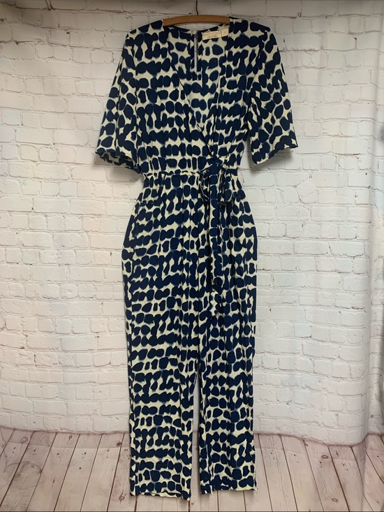 BEACHGOLD Pants - Anthropologie BEACHGOLD Navy and White Abstract Print Jumpsuit Size S